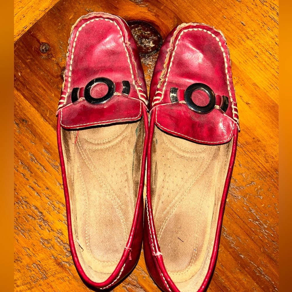 Ruby Red loafers  sz 7.5